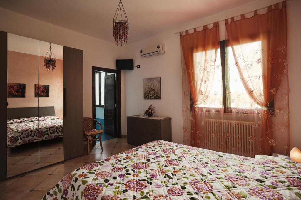 Brezza Di Mare Bed & Breakfast Vignacastrisi Oda fotoğraf